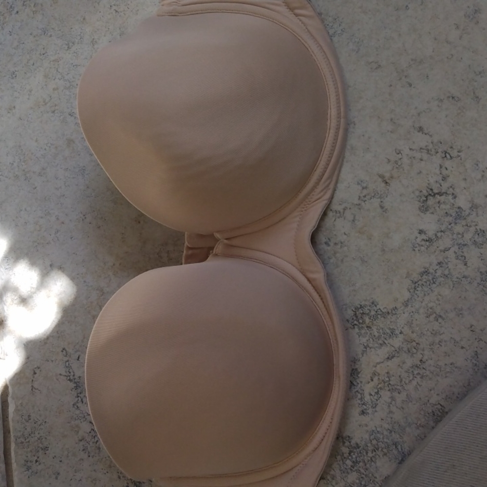 Wacoal | 42D Nude Strapless Bra